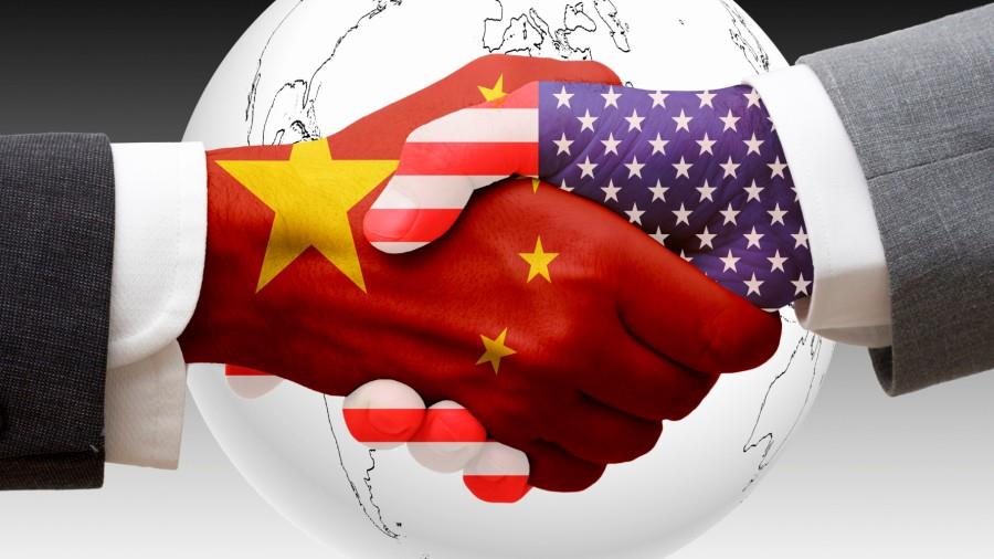 China and United States shaking hands