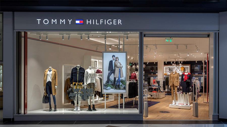 tommy900x506