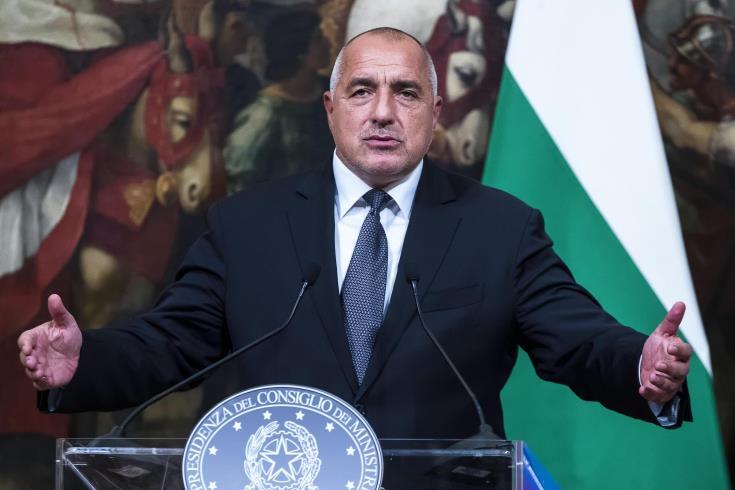 εε